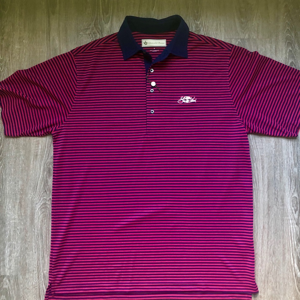 Men’s golf shirt